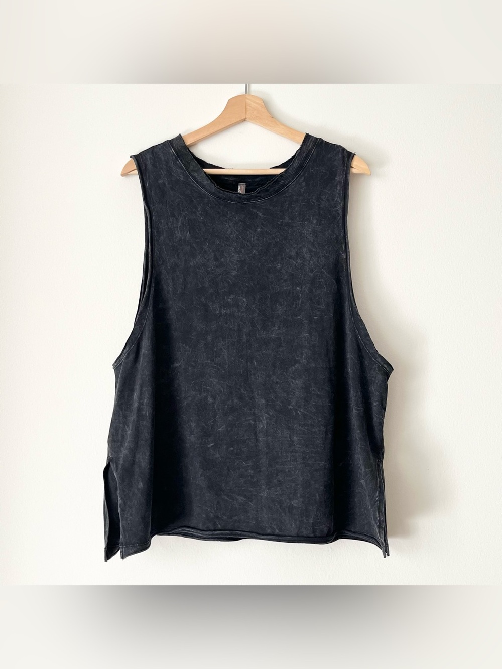 Free People FP Movement Women's Muscle Tank Gray Acid Wash XL Raw Edges Workout